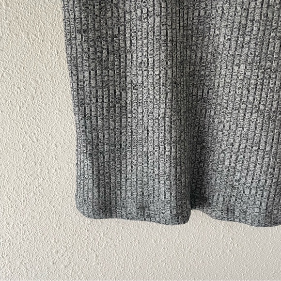 Men’s Sweater - Picture 8 of 12